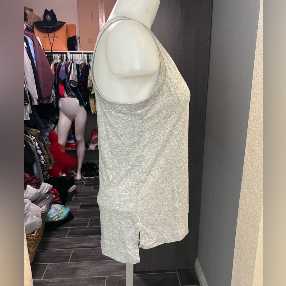 Nike Gray “Just Do It” Workout Tank Top - Picture 4 of 7